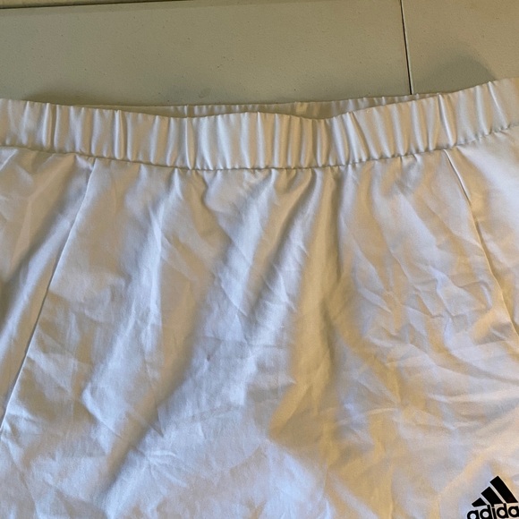 Adidas Women’s Classic Climalite White Skirt/Skort Sz Med - Picture 12 of 12